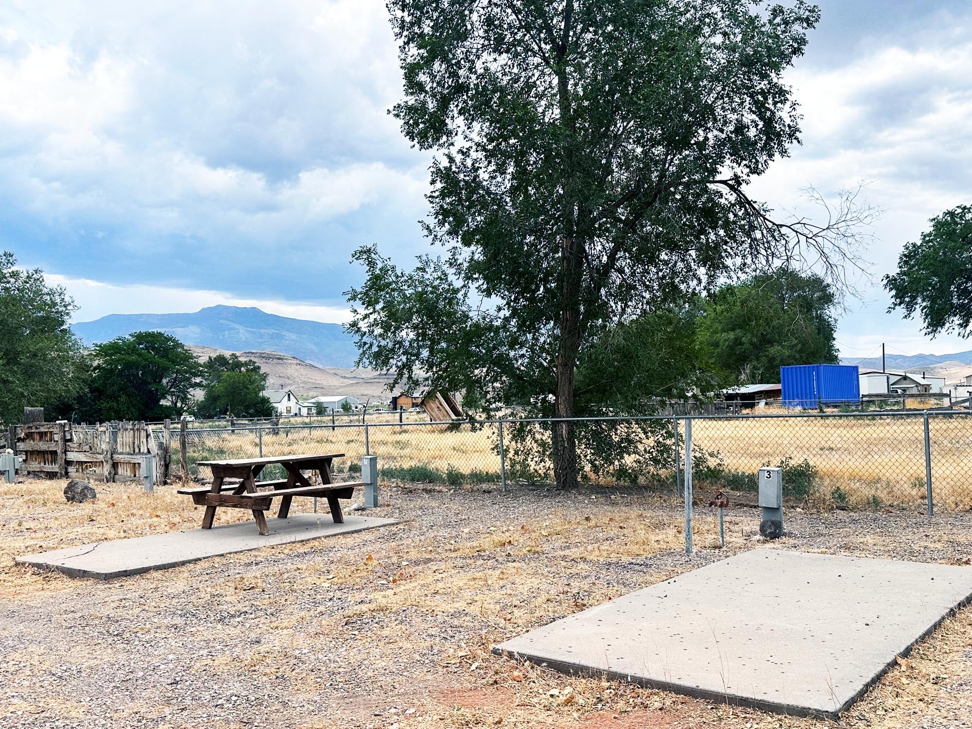 outdoor adventure tables and chair